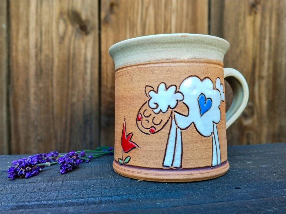 HRNEK  0,5 litru ROVNÝ ovečka 🩵