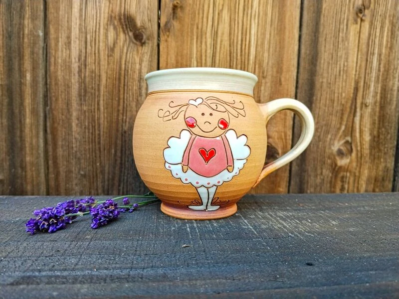 HRNEK  0,5 litru BACULATÝ andílek růžový