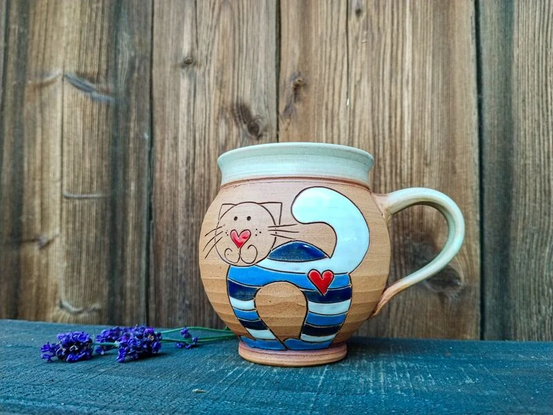 HRNEK  0,5 litru BACULATÝ kočka modrá