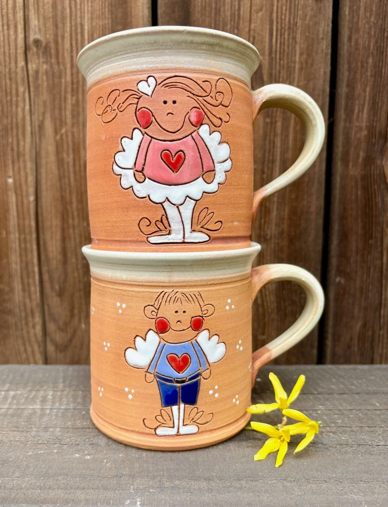 HRNEK  0,5 litru ROVNÝ andílek kluk