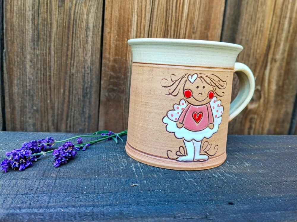 HRNEK  0,5 litru ROVNÝ andílek růžový