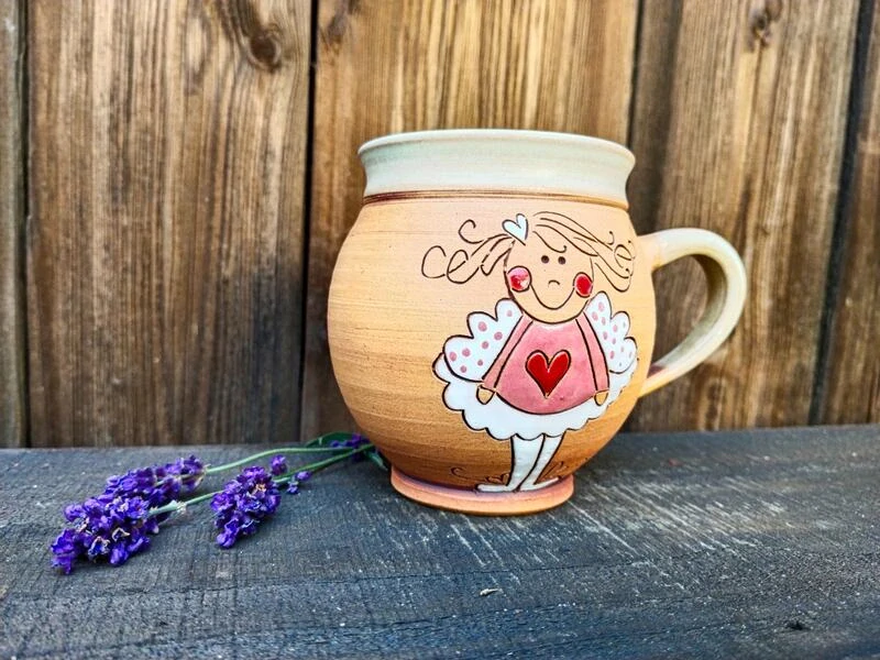 HRNEK  0,5 litru BACULATÝ andílek růžový