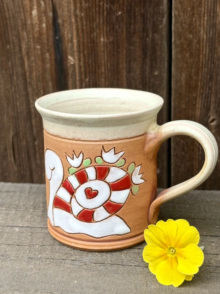 HRNEK 0,2 litru ROVNÝ šnek červený