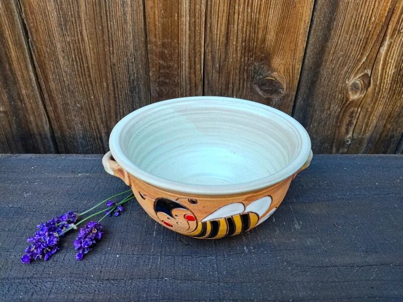 MISKA s oušky včelka