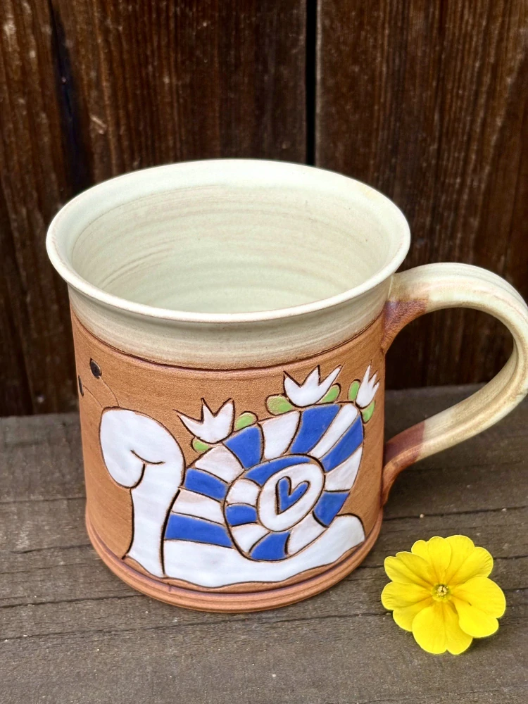 HRNEK  0,5 litru ROVNÝ šnek modrý